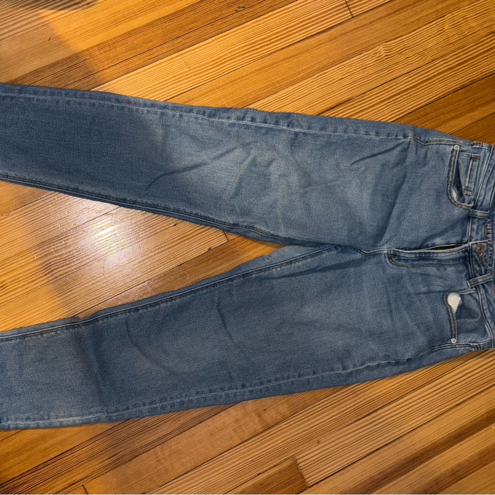 American Eagle Outfitters Women’s Blue Mom Jeans